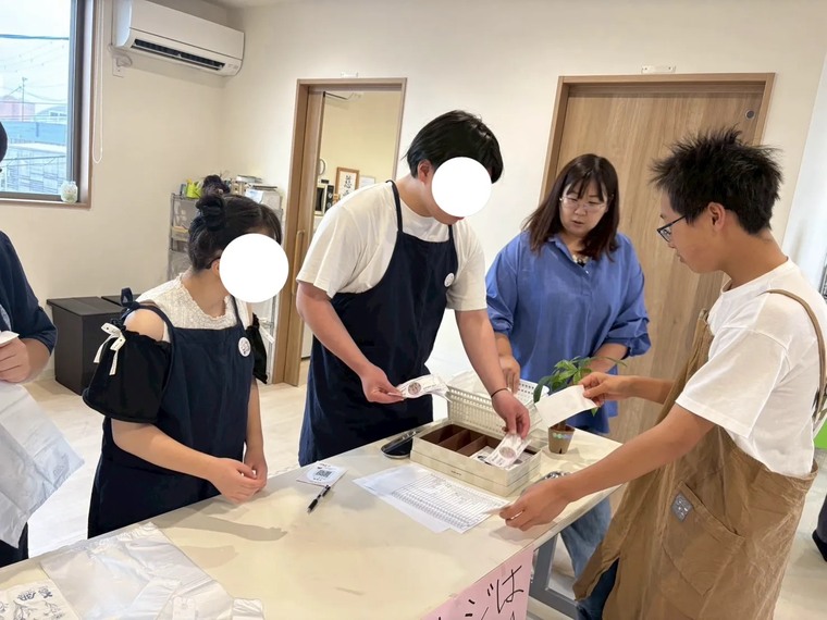 S__336011282_0.jpg